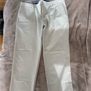 Vineyard Vines Men's Cream Chinos